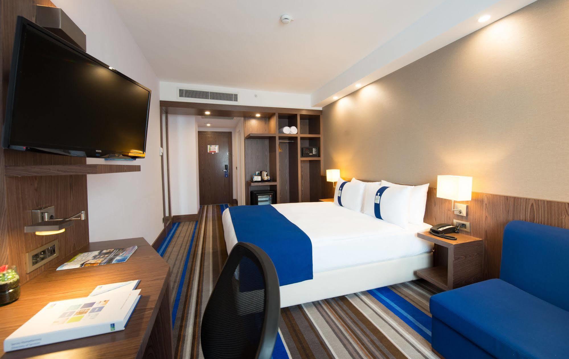 Holiday Inn Express İstanbul Airport Dış mekan fotoğraf